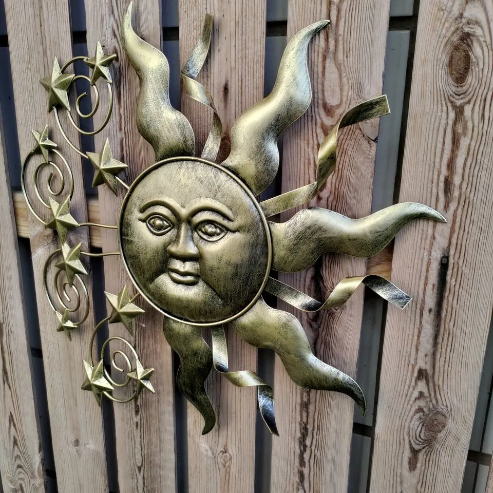 Metal Garden Home Decor Sunface Wall Art Decoration Metal Wall Decor